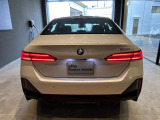 サービスにはドイツ本国と同様に教育と訓練を受け、BMWを知り尽くした「マイスターメカニック」が数多く在籍しております。納車前点検整備で、お客様に安心と安全をお届けいたします。