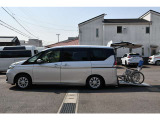セレナ 2.0 X チェアキャブ スロープタイプ 車いす2名仕様 