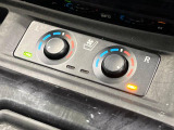 【シートベンチレーション】夏場は涼しい風でお尻や背中の熱やムレを防ぎ、冬はエアコンよりも早く温まってポカポカに!季節を問わず快適に過ごせます。