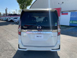 セレナ 1.2 e-POWER ハイウェイスター V 