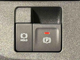 寒い日のドライブを快適にする運転席&助手席シートヒーターが付いてます