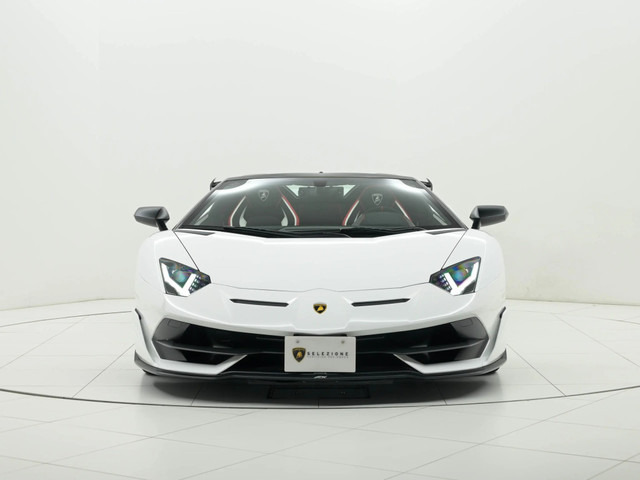 1/14RC ランボルギーニ アヴェンタドール SVJ WHITE 2.4GHZ
