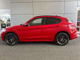 ステルヴィオ 2.0 ターボ Q4 ヴェローチェ 4WD 