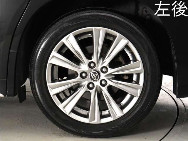 商談中 20系アルファード純正 18インチ お気軽にお問い合わせ下さい。