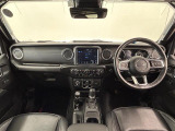 ラングラー  4WD 本革シート
