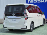 セレナ 2.0 ハイウェイスター V 