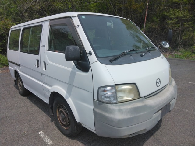 ボンゴバン 2.2 CD 低床 ディーゼル 4WD 5MT 3人乗り