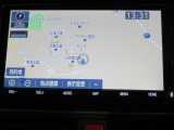 フルセグTV対応SDメモリーナビ!ドライブ・旅行の前日に地図を調べる必要はもうありません。車に乗って行き先を入力すれば目的地まで音声で案内してくれます。高画質TV