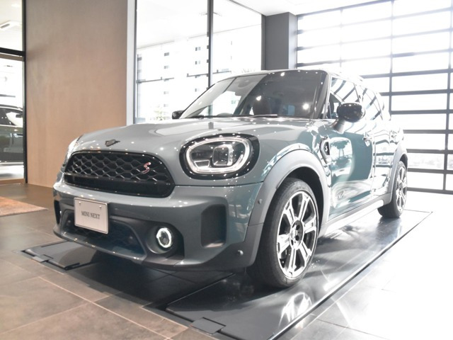ミニクロスオーバー クーパー SD オール4 4WD 