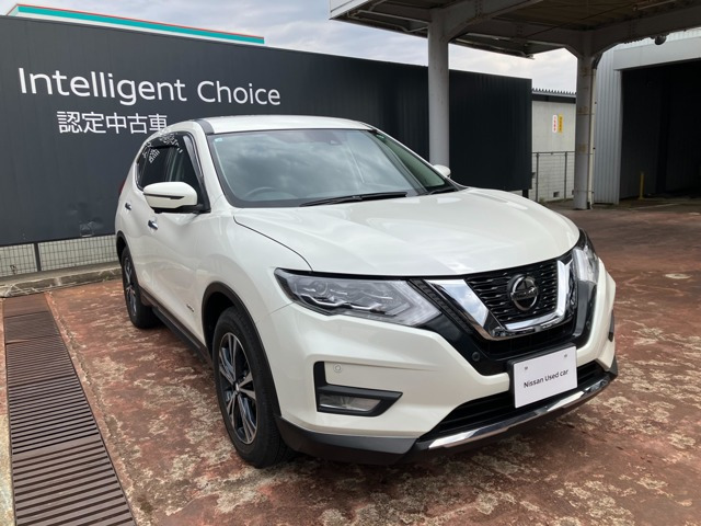 エクストレイル 2.0 20Xi ハイブリッド 4WD 