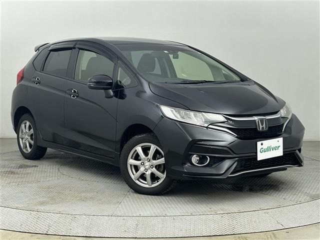 フィット 1.3 13G S ホンダセンシング 4WD 修復歴無し
