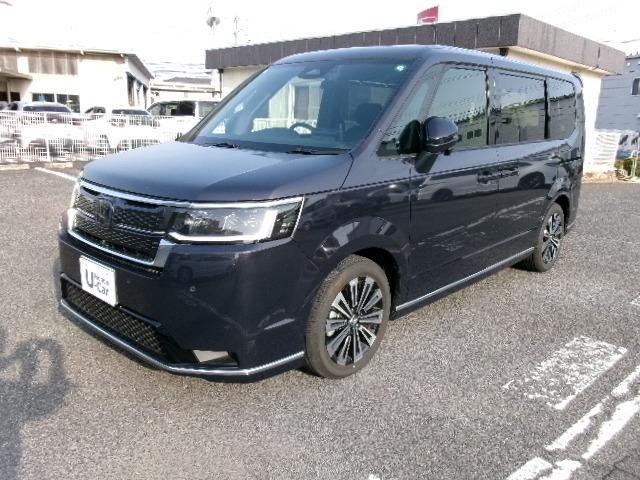 ステップワゴン  2.0 e:HEV スパーダ プレミアムライン