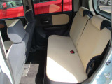 乗車人数や荷物の形状に合わせたシートアレンジができます。