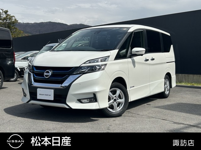 セレナ 1.2 e-POWER ハイウェイスター V 