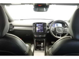 XC40 T4 AWD Rデザイン 4WD 