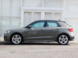 A1スポーツバック 25 TFSI Sライン 