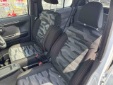 車内全体です