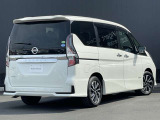 セレナ 2.0 ハイウェイスター V 