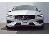 V60 リチャージ PHEV T6 AWD インスクリプション 4WD 
