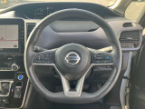 セレナ 1.2 e-POWER ハイウェイスター V 