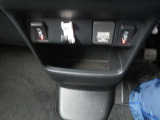 N-BOXカスタム G SSパッケージ 4WD 