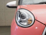 LEDヘッドライトです。デザイン性がよくとても明るいので、夜間の走行や悪天候でも安心です。しかも長寿命!