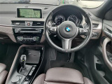 快適なショールームにて、お車選びのお手伝いから、ご購入後の整備待ちまで、ご対応致します。