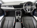Audiのインテリアはエクステリア同様、優れたデザイン性とクオリティ、そして機能性を兼ね備えております。
