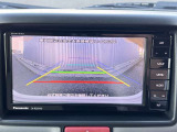 【バックカメラ】駐車時等後方を確認するのに重宝するバックカメラです♪狭い駐車場はもちろん、夜間も後方が見やすいです!