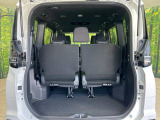 普段のお買い物や通勤、送迎等に十分な荷室スペースを確保しております。セカンドシートを倒すと、大きな荷物の積載も可能です♪