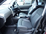 車内比較的綺麗です。