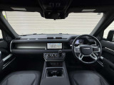 ディフェンダー  110 Xダイナミック SE 3.0L D300 ディーゼルターボ 4WD