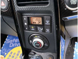 【車屋】として、長く車業界に従事した経験豊富なスタッフが多数在籍しております。