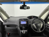 セレナ 2.0 ハイウェイスター S-HYBRID 修復歴無し
