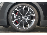 20インチ Taycan Turbo Aero Design ホイールです。