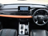 アウトランダー PHEV 2.4 P 4WD 