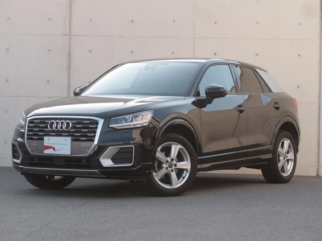 Q2 1.0 TFSI スポーツ 