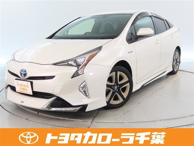 プリウス 1.8 S ツーリングセレクション E-Four 4WD 