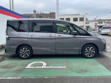セレナ 1.2 e-POWER ハイウェイスター V 