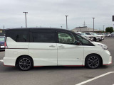 セレナ  2.0 NISMO