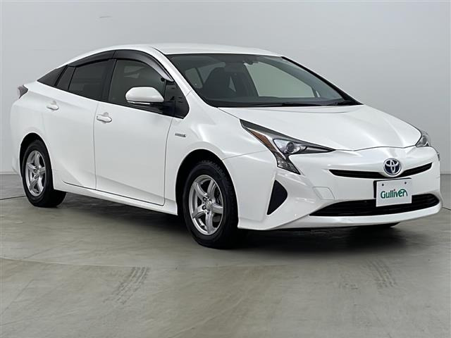 プリウス 1.8 S E-Four 4WD 修復歴無し