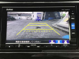 駐車も安心の3モードリアカメラ付です