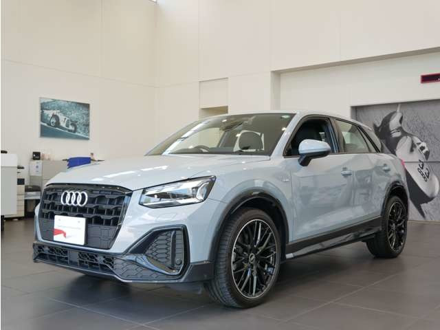 Q2 35 TFSI Sライン 