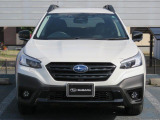 存在感のある大型ヘキサゴングリルにより、SUBARU SUVのフラッグシップとしての風格を主張するデザインです☆