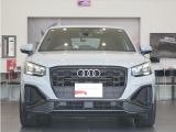Q2 35 TFSI Sライン 