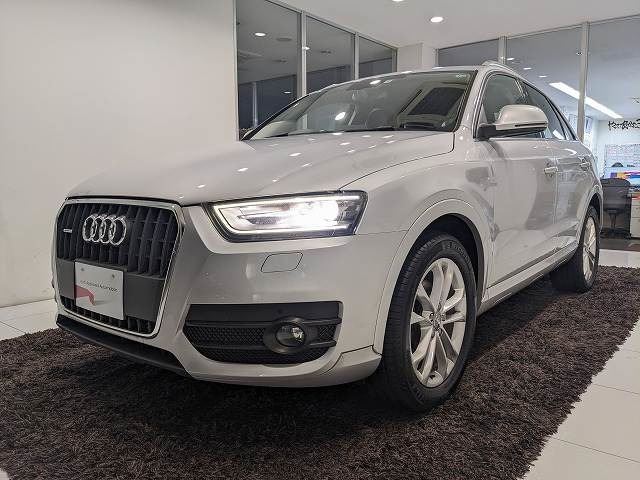 Q3 2.0 TFSI クワトロ 211PS 4WD 