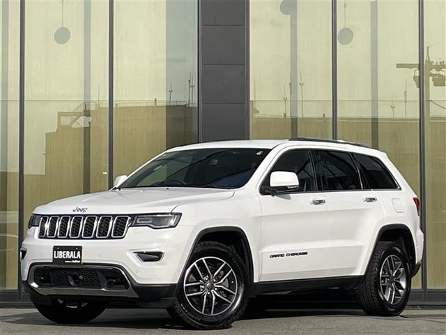 グランドチェロキー リミテッド 4WD 本革シート