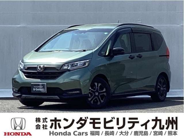 フリード+ 1.5 クロスター ブラックスタイル 