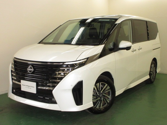 セレナ 1.4 e-POWER ルキシオン 