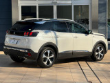 SUV 3008 GTLine BlueHDiです。ボディーカラーはパールホワイトです。